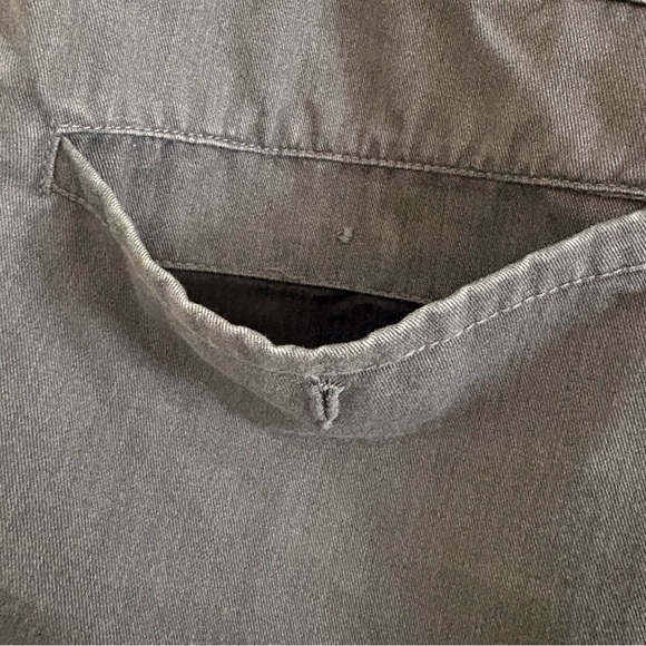 Volcom Men’s Grey Casual Shorts 36 skater grunge beach - Picture 5 of 9